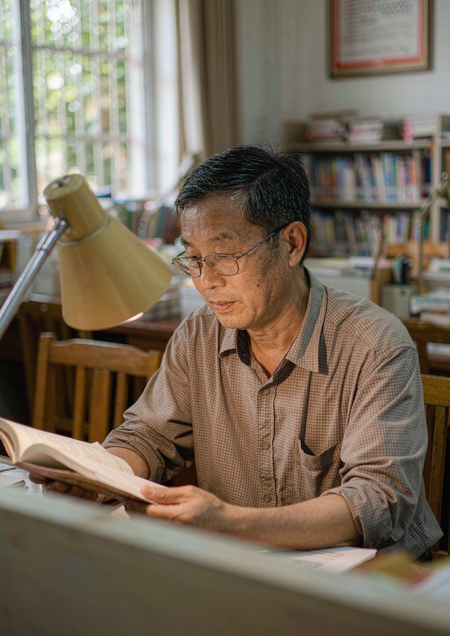 示意图：59 岁男性老友